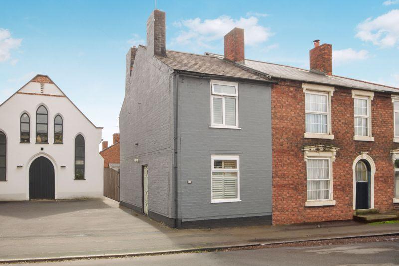 King William Street, Stourbridge DY8 2 bed end of terrace house for