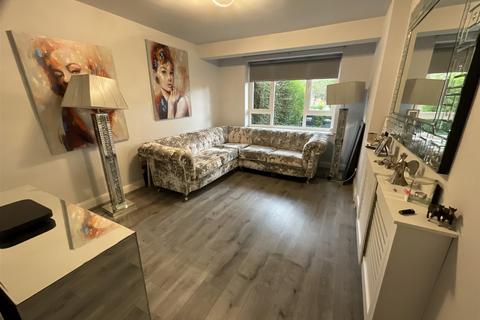 1 bedroom ground floor maisonette for sale, Whittington Road, Hutton, Essex