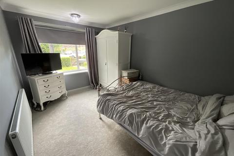 1 bedroom ground floor maisonette for sale, Whittington Road, Hutton, Essex