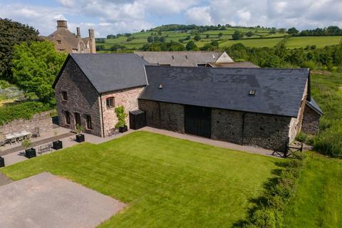 4 bedroom detached house for sale, Brecon, LD3