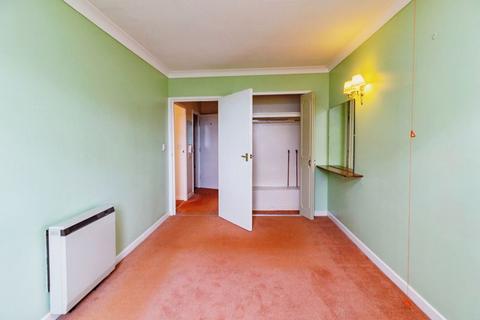 1 bedroom flat for sale, Flintergill Court, Milton Keynes MK13