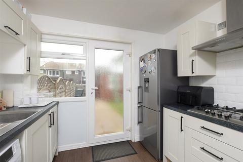 3 bedroom end of terrace house for sale, Cervia Way, Gravesend, Kent