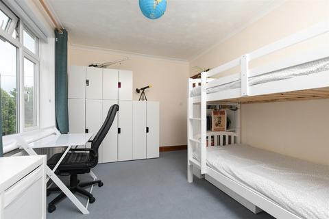 3 Church Path, Greenhithe, DA9 9JR