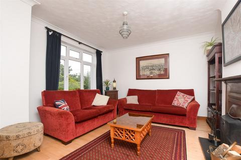 3 Church Path, Greenhithe, DA9 9JR