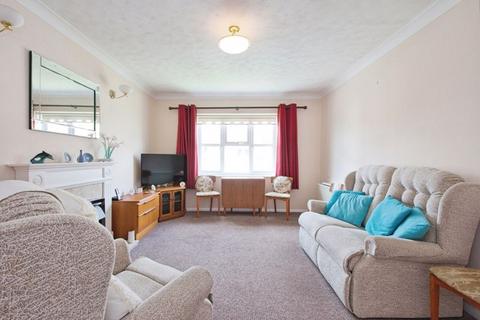 2 bedroom flat for sale, Pincott Road, Bexleyheath DA6