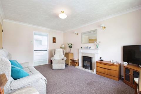 2 bedroom flat for sale, Pincott Road, Bexleyheath DA6