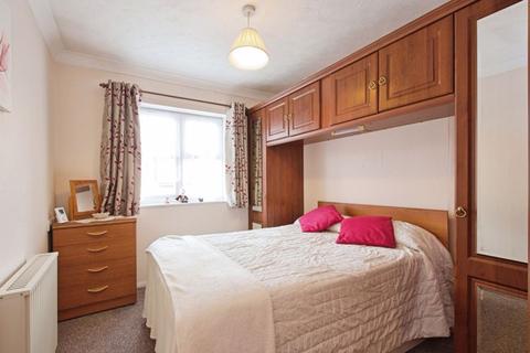 2 bedroom flat for sale, Pincott Road, Bexleyheath DA6