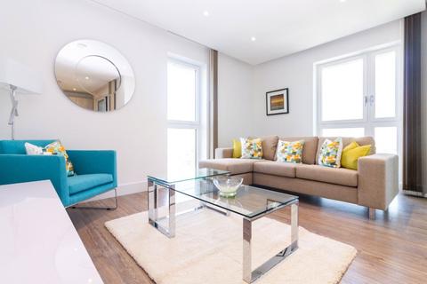 3 bedroom apartment to rent, Aldgate Place, Aldgate, London, E1