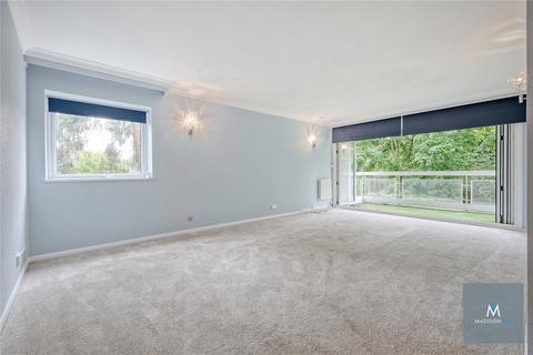 3 bedroom apartment for sale, The Bowls, Essex IG7