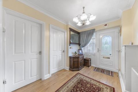 121 Belvoir Drive, Barton Seagrave, Kettering, NN15 6RD