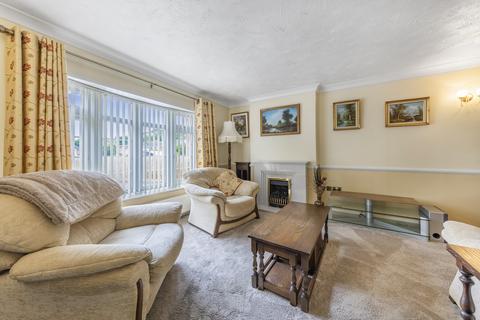 121 Belvoir Drive, Barton Seagrave, Kettering, NN15 6RD