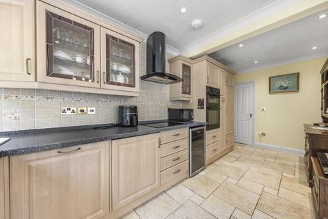 121 Belvoir Drive, Barton Seagrave, Kettering, NN15 6RD