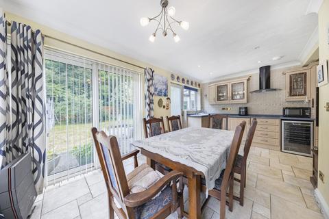 121 Belvoir Drive, Barton Seagrave, Kettering, NN15 6RD