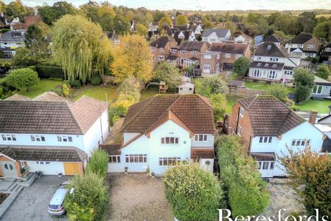 4 bedroom detached house for sale, Selwood Road, Brentwood, CM14