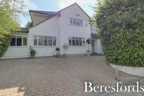 4 bedroom detached house for sale, Selwood Road, Brentwood, CM14