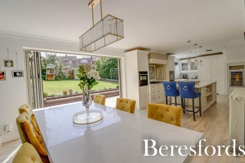 4 bedroom detached house for sale, Selwood Road, Brentwood, CM14