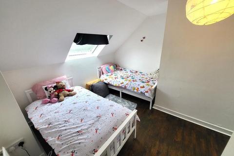 3 bedroom terraced house for sale, Leighton Street, Nottingham, NG3 2FZ