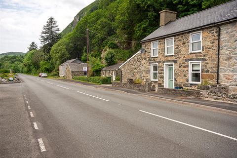 2 bedroom semi-detached house for sale, Tremadog, Porthmadog, Gwynedd, LL49