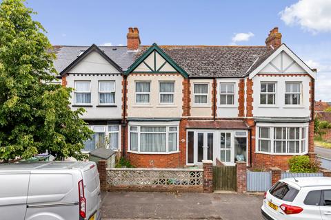 31 Phillip Road, Folkestone, CT19 4PY