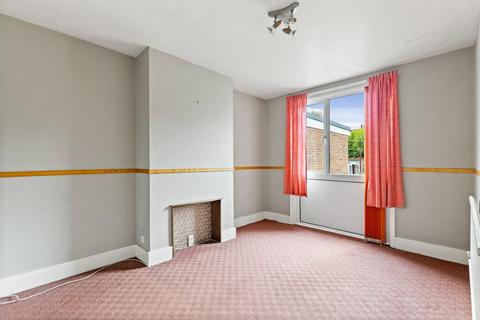 31 Phillip Road, Folkestone, CT19 4PY