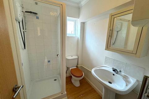 1 bedroom apartment to rent, Chatham Road, Worthing, West Sussex, BN11 2SP