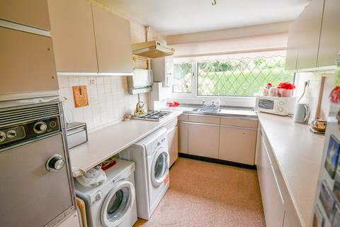 3 bedroom semi-detached bungalow for sale, Thompson Drive, Hatfield DN7