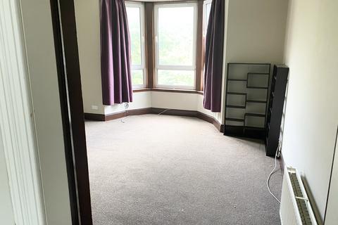 2 bedroom flat to rent, 2/1, 184 Lochee Road, Dundee, DD2 2NF