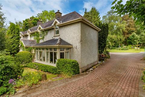 4 bedroom detached house, Calliaghstown Lower, Rathcoole, Co Dublin