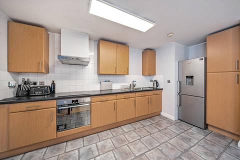 2 bedroom flat to rent, Yabsley Street, Isle Of Dogs, London, E14