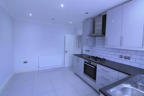 1 bedroom flat to rent, Chesterfield Road, Enfield