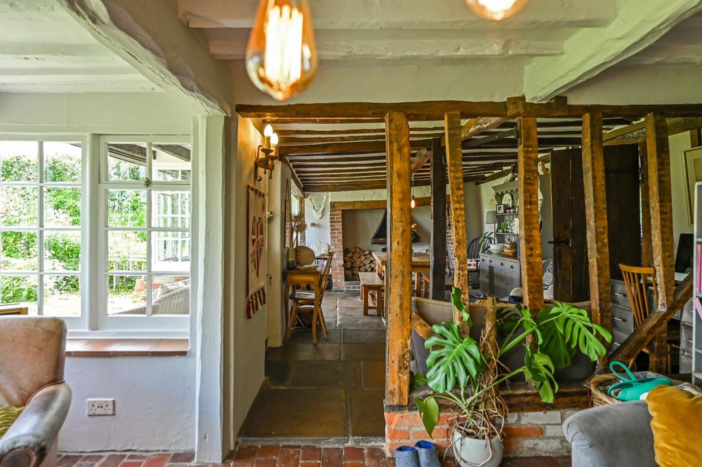 Feature Beams