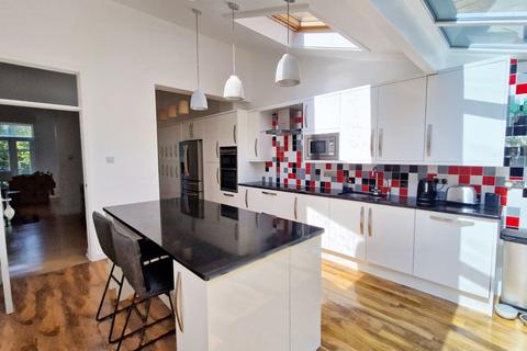 4 bedroom terraced house for sale, College Road, Chatham Dockyard