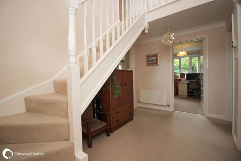 5 bedroom detached house for sale, Oakland Court, Cliffsend