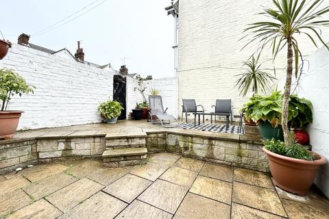 3 bedroom end of terrace house for sale, Danesmead Terrace, Margate