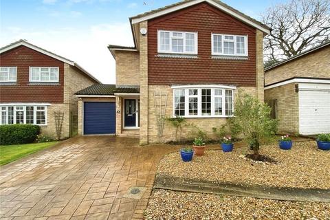 8 Glenhurst Close, Blackwater, Camberley, GU17 9BQ