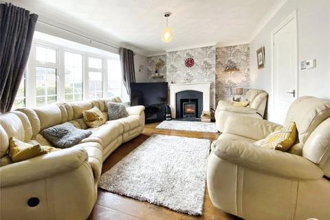 8 Glenhurst Close, Blackwater, Camberley, GU17 9BQ