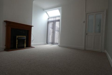2 bedroom terraced house to rent, Eastbourne Road, Stoke-on-Trent
