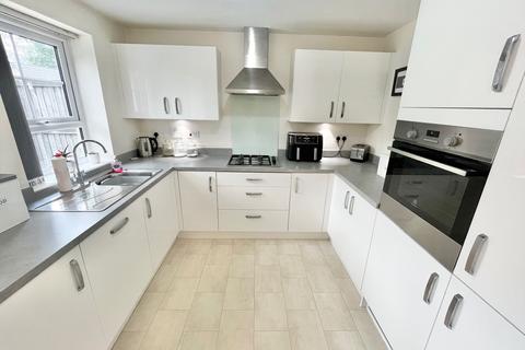 32 Dennison Close, Lancaster, LA1 3SX