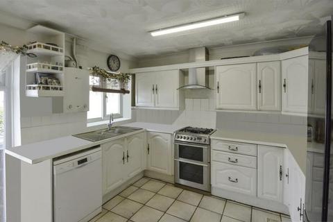 28 Penderel Road, Hounslow, TW3 3QR