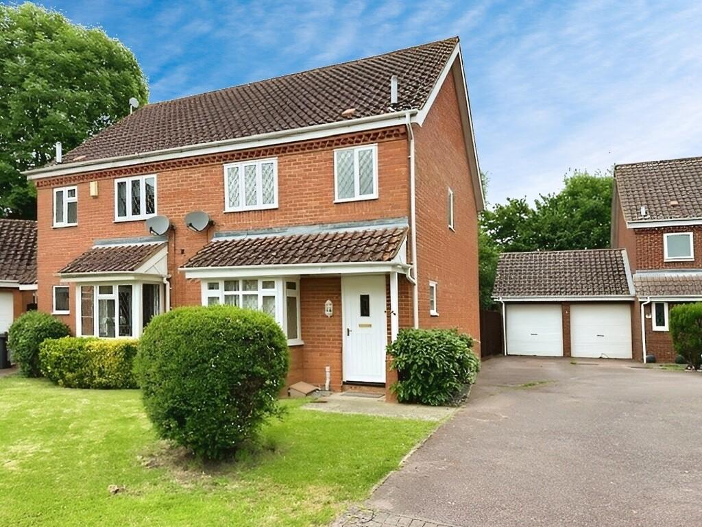 Bromham 3 bed semidetached house for sale £335,000