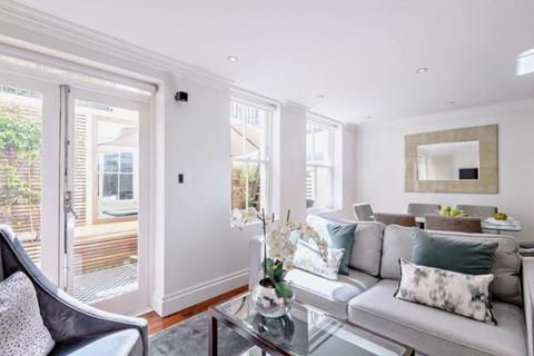 2 bedroom apartment to rent, Flat , Garden House, Kensington Gardens Square, London