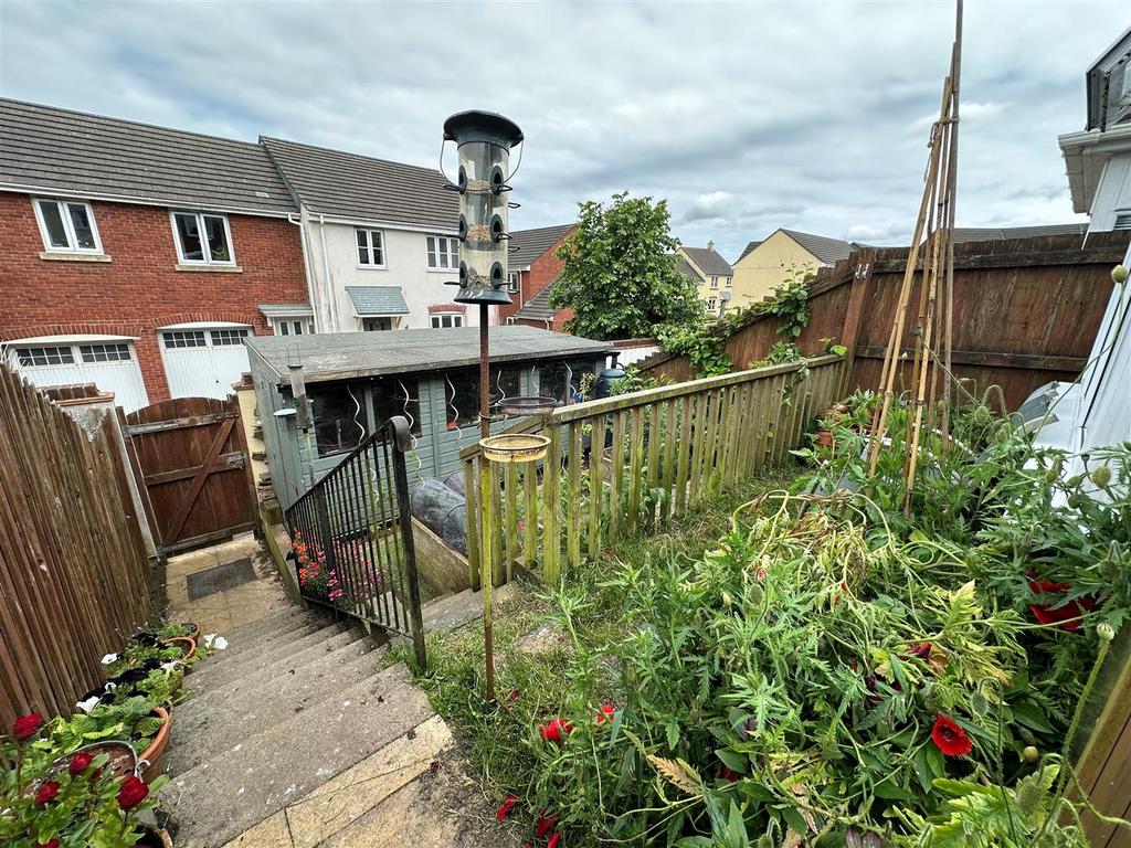 Rear Garden 2.jpg