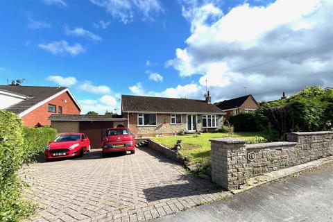 4 bedroom detached bungalow for sale, Bower Lane, Etchinghill, Rugeley