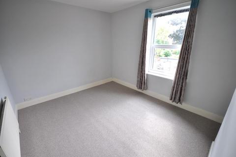 15 Belmont Terrace, Thorne, Doncaster, DN8 5ED