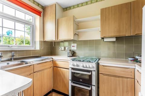 5 Silverdale Close, Brockham, Betchworth, RH3 7LN
