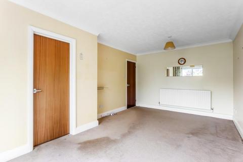 5 Silverdale Close, Brockham, Betchworth, RH3 7LN