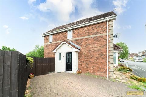 3 bedroom semi-detached house for sale, Northumberland Close, Darwen