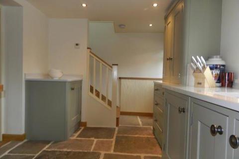 3 bedroom cottage to rent, Upper Holme, Huddersfield HD7