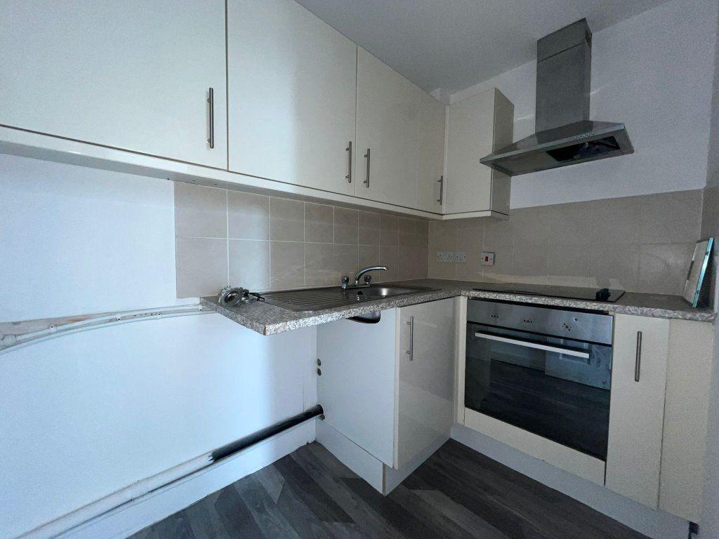 South King Street, Blackpool, Lancashire 2 bed flat £575 pcm (£133 pw)