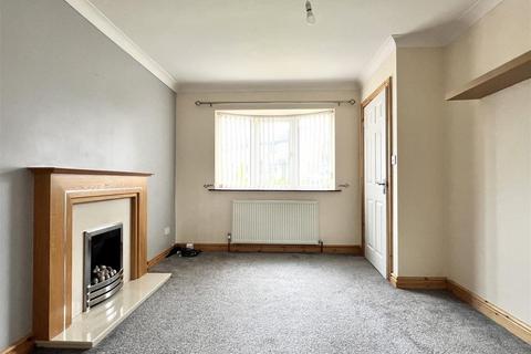 2 bedroom townhouse to rent, Pine Hall Drive, Monk Bretton, Barnsley